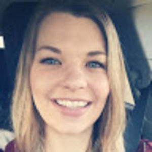 Meet your Posher, Alicia